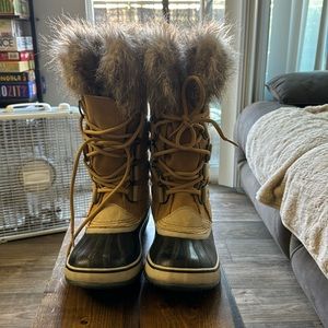 Women’s Sorely boots